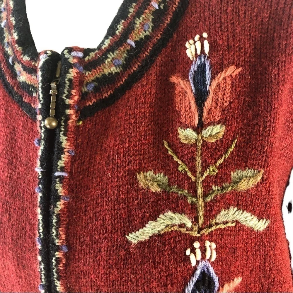 Icelandic Design Wool Zip Cardigan Women L Red and Embroidery Accents - Picture 2 of 11